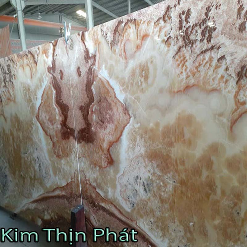 đá hoa cương tự nhiên xuyên sáng