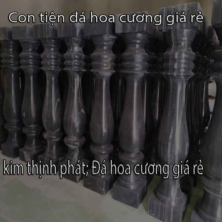 Con tiện đá