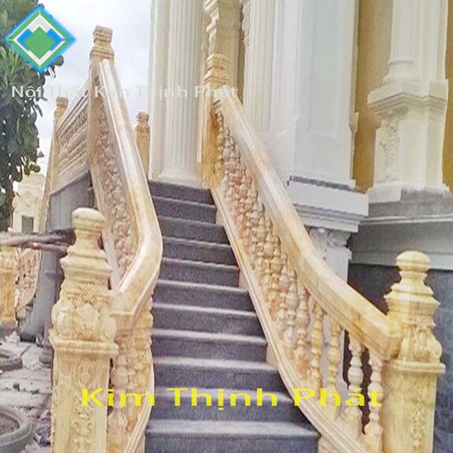 Con tiện đá