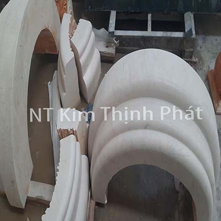 cột tròn đá hoa cương