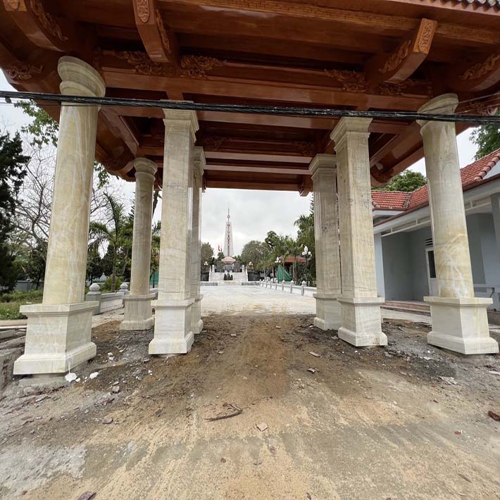 cột tròn đá hoa cương