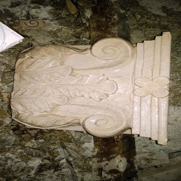cột tròn đá hoa cương