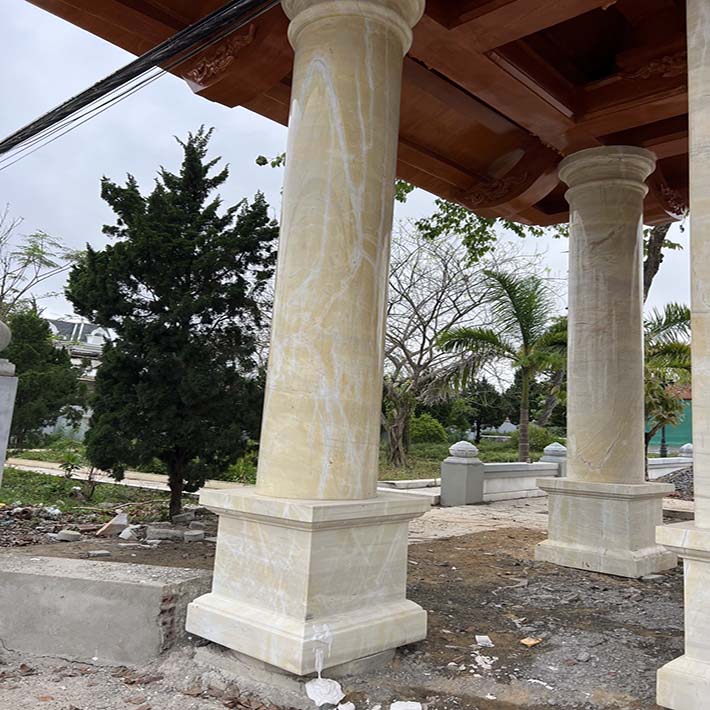 cột tròn đá hoa cương