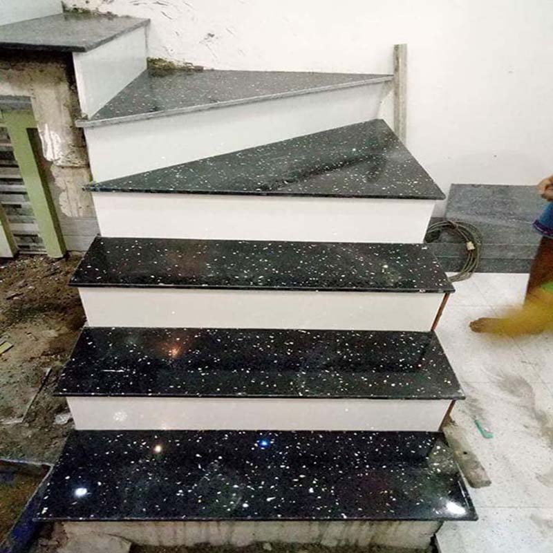 Cầu thang đá hoa cương