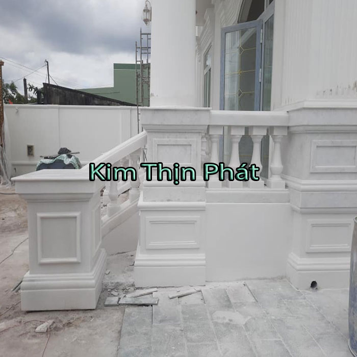 đá hoa cương con tiện