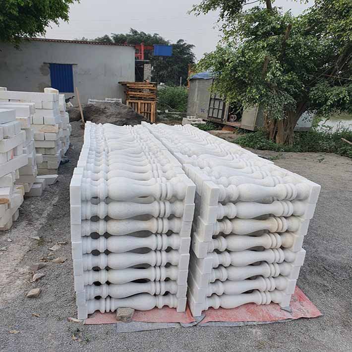Lục bình đá hoa cương