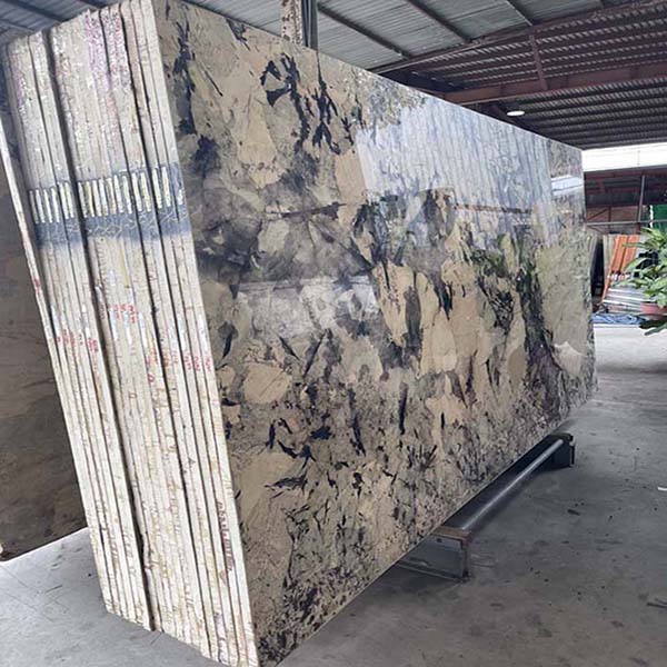 Đá hoa cương tự nhiên