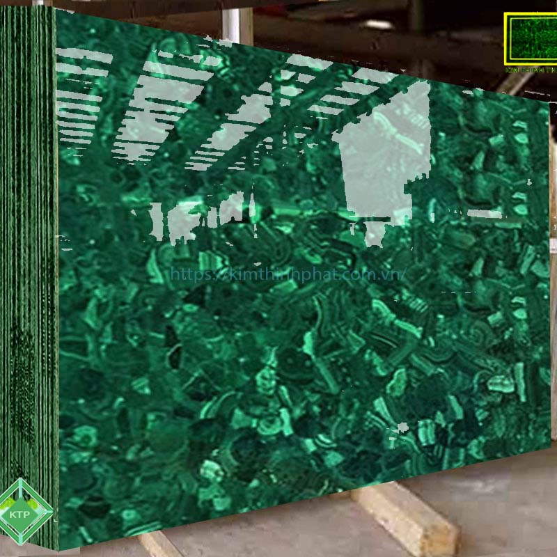 da-hoa-cuong-khong-tuoc-malachite